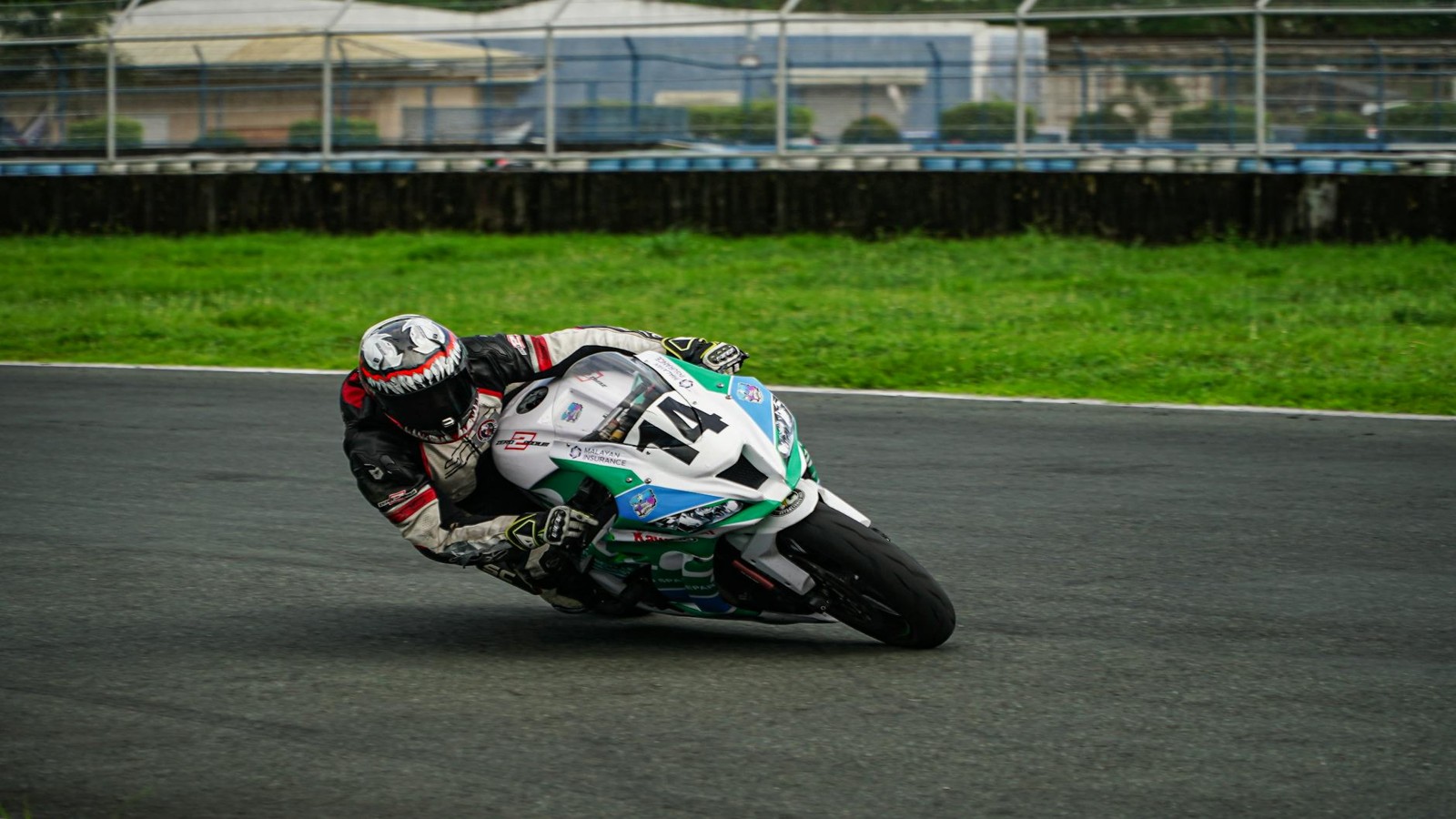 Clark International Airport / Clark Air Base